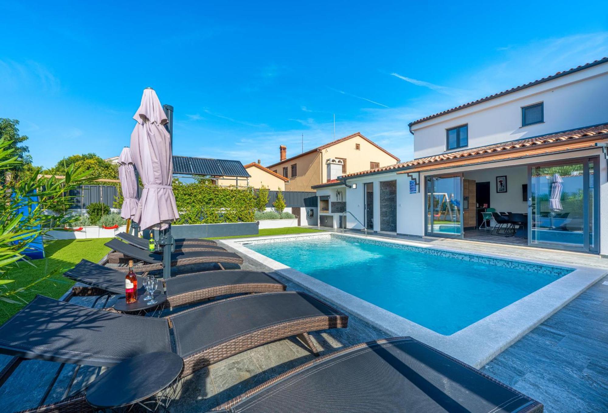 Villa Paradise Medolino Esterno foto
